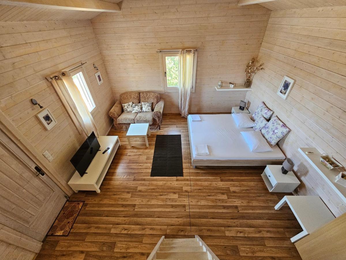 Valerian Villa อาโยส นิกีตัส ภายนอก รูปภาพ