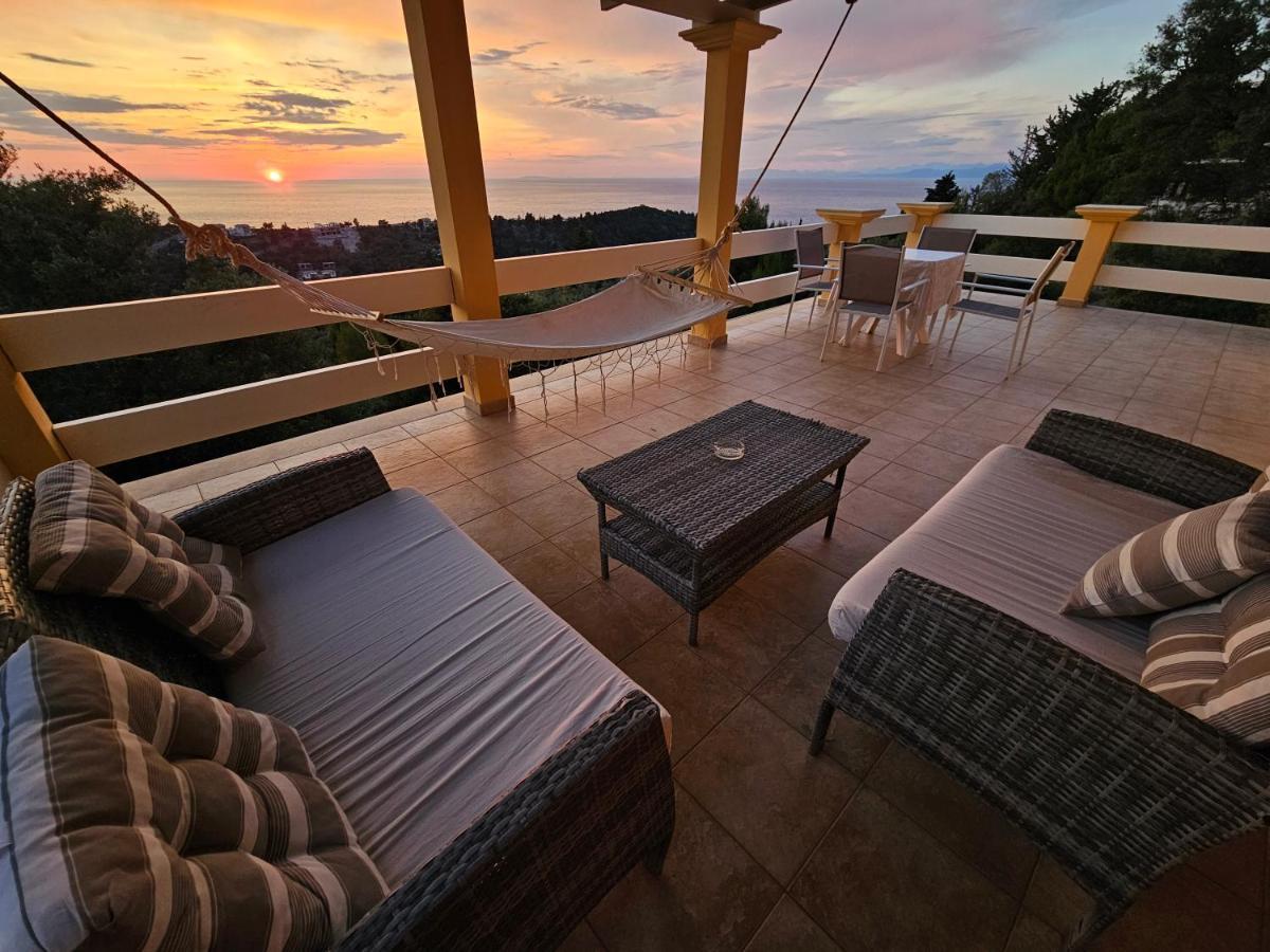 Valerian Villa อาโยส นิกีตัส ภายนอก รูปภาพ